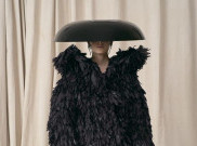 Absen 53 Tahun, Balenciaga Kembali Hadir di Haute Couture