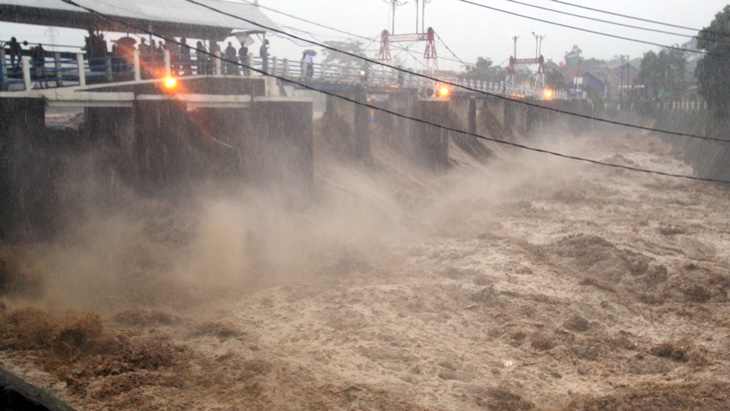 Antisipasi Banjir Jakarta, Jajaran Polda Metro Jaya Sambangi Bendungan Katulampa