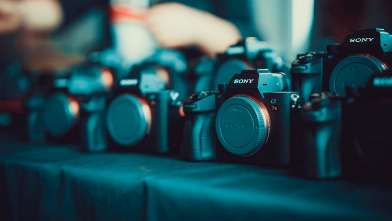 Bikin Foto Semakin Bokeh, Cek 5 Keunggulan dari Kamera Full-frame