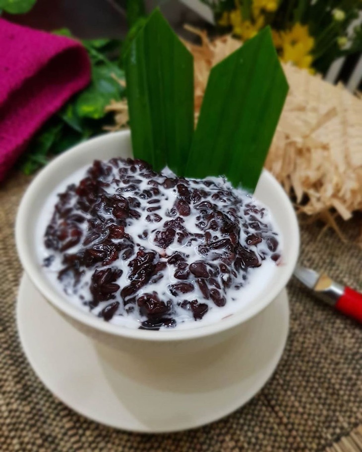 Kreasikan Bubur Buatanmu di Rumah dengan 3 Resep ini
