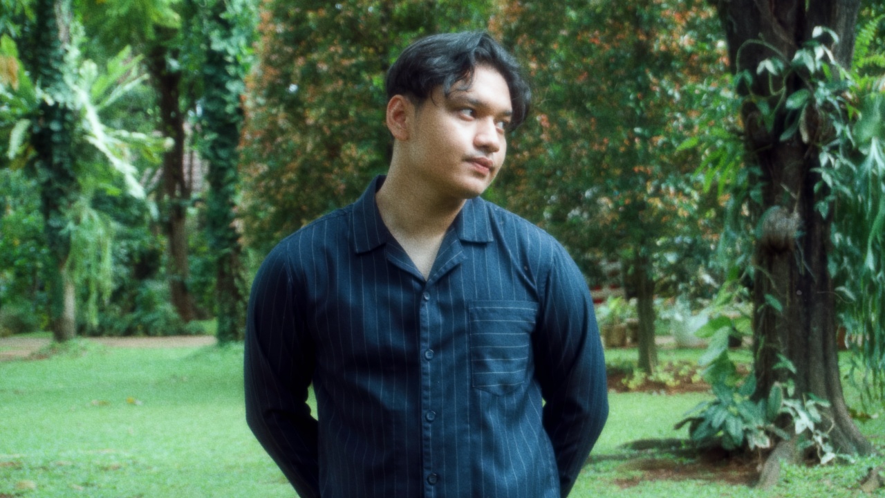 Skyline Belajar Merelakan lewat Single 'love lesson no. 1'