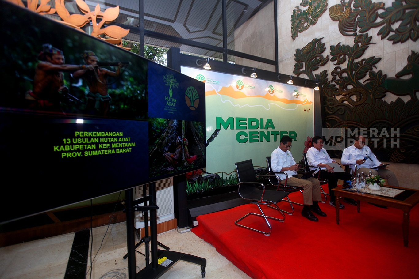 Kemenhut Paparkan PBPH PT SPS dan Hutan Adat Uma Sakerebau Mailepet dan Uma Sibagau di Pulau Sipora