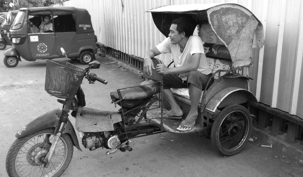 Sejarah Si Kuning Anglingdarma, Moda Transportasi Pengganti Becak