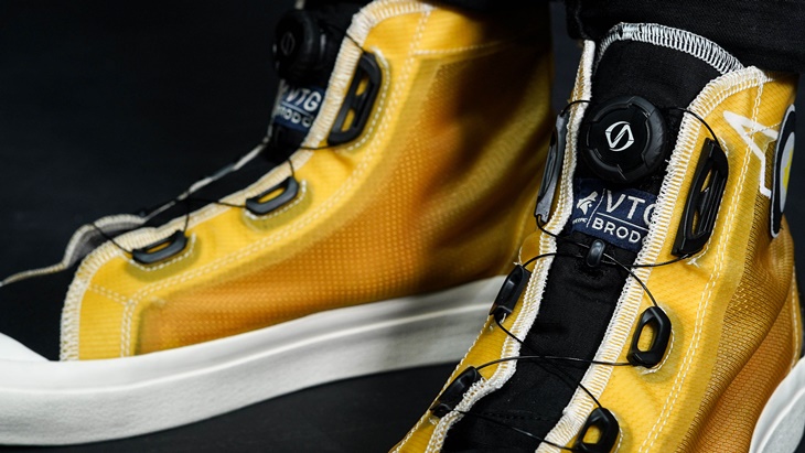 ONIC Esports Berkolaborasi dengan Sneakers Lokal Brodo