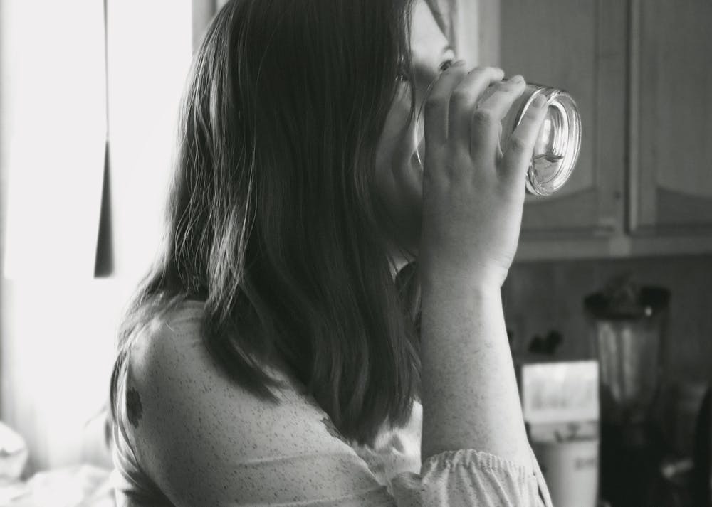 Manfaat Minum Air Putih Ternyata Lebih Besar dari Apa yang Pernah Kamu Ketahui