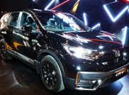 Melihat Lebih Dekat Honda CR-V Black Edition