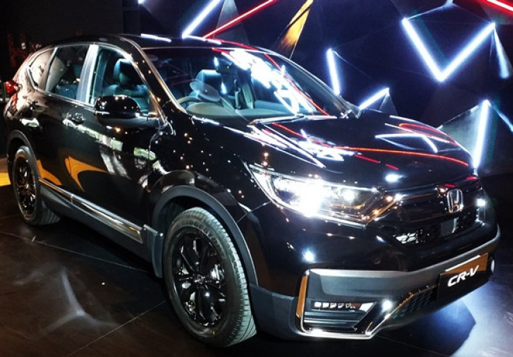 Melihat Lebih Dekat Honda CR-V Black Edition
