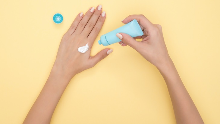 Tabir Surya Mineral Vs Kimia: Mana yang Harus Digunakan?