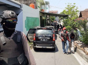 Densus 88 Antiteror Tangkap Terduga Teroris di Solo