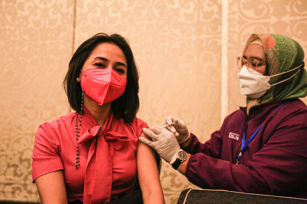 Pengusaha di Daerah Ingin Pemerintah Tanggung Biaya Vaksin Gotong Royong