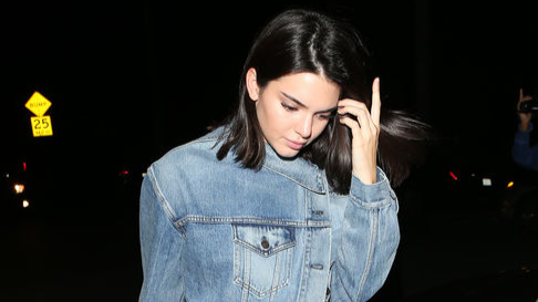 Gaya Kasual ala Kendall Jenner, Mau Tiru?