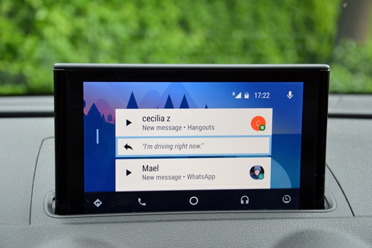Direksi dari Google Map tetap muncul di bawah meski aplikasi ditutup (Sumber: Android.com)