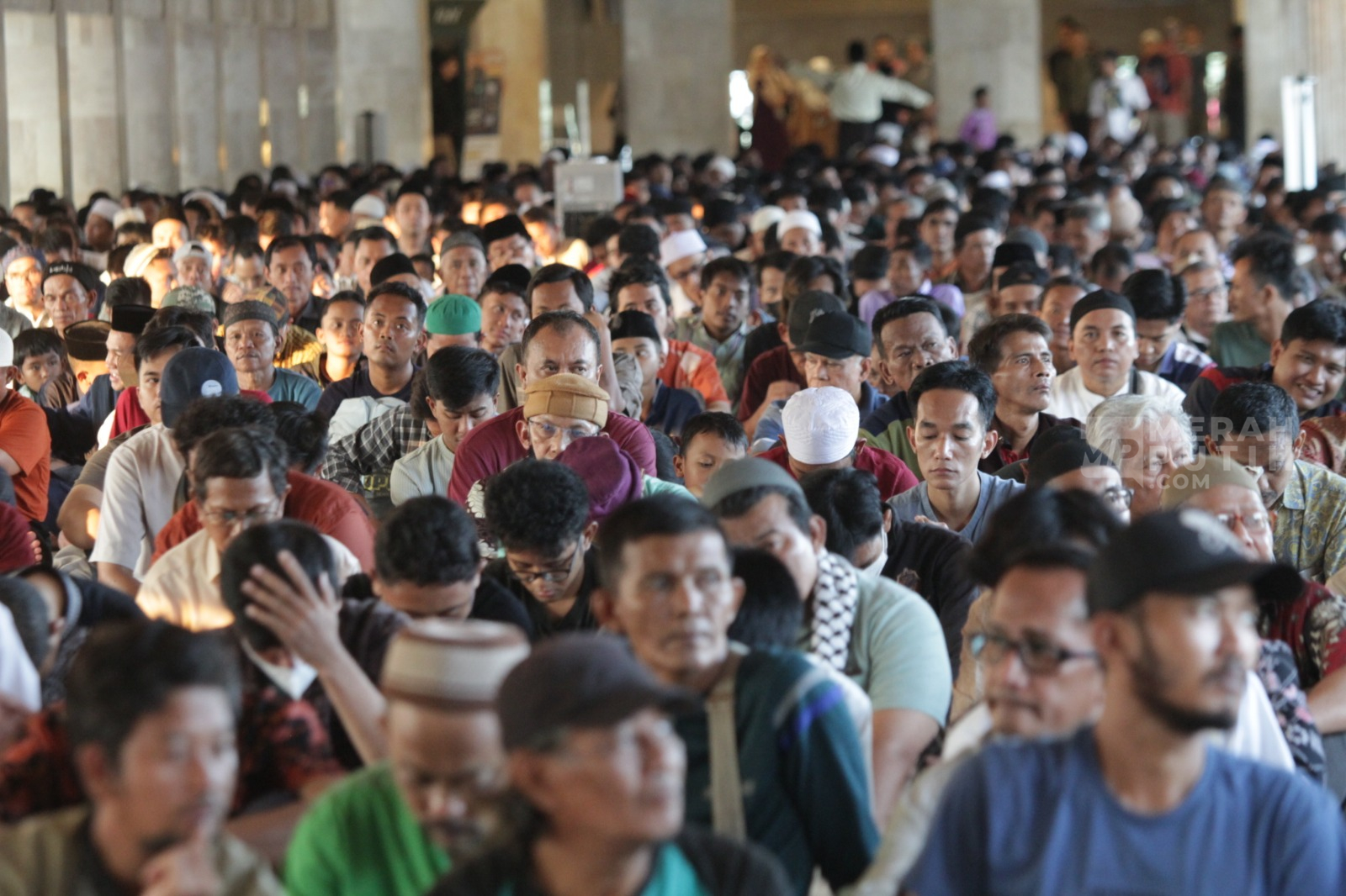 Mencari Keberkahan Ramadan, Manfaatkan Waktu Sebaik Mungkin