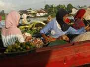 Pasar Terapung, Rejeki di Hilir