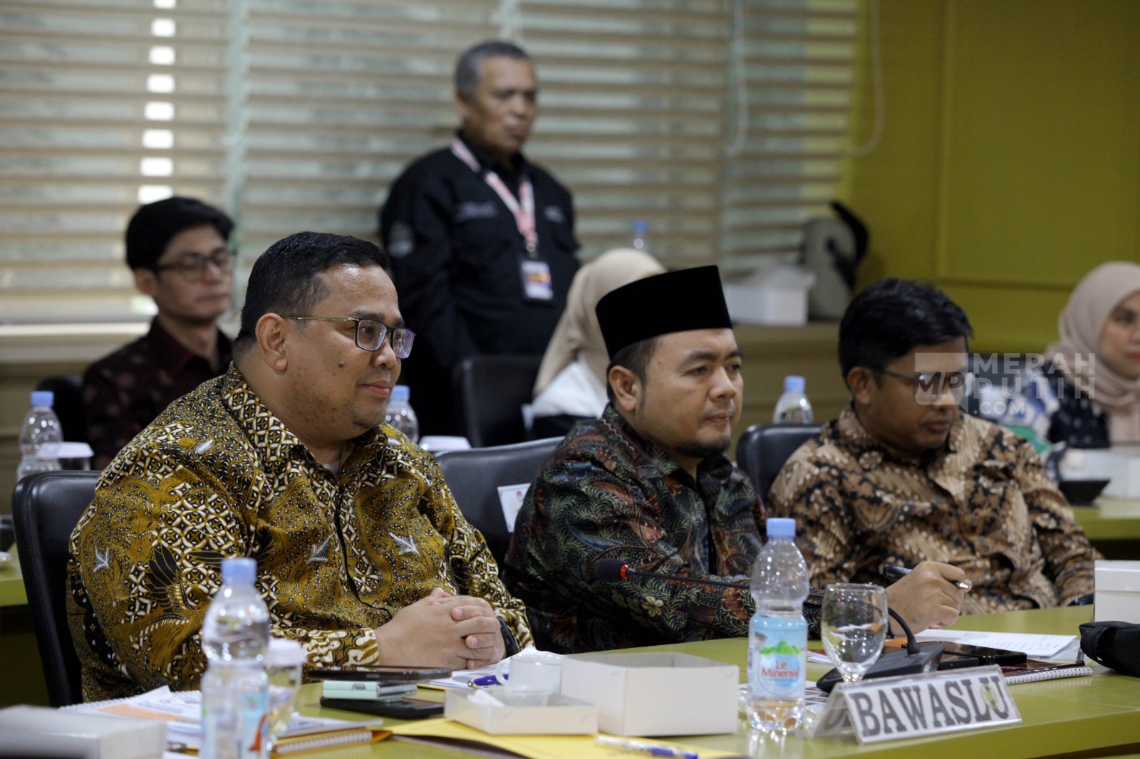 Raker KPU, Bawaslu, DKPP dengan Komite I DPD Bahas Evaluasi Penyelenggaraan Pilkada 2024