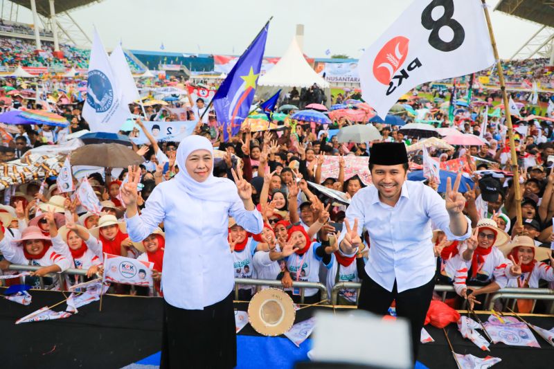 Unggul di Pilkada dengan Perolehan 12.192.165 Suara, Khofifah: Kemenangan Masyarakat Jatim