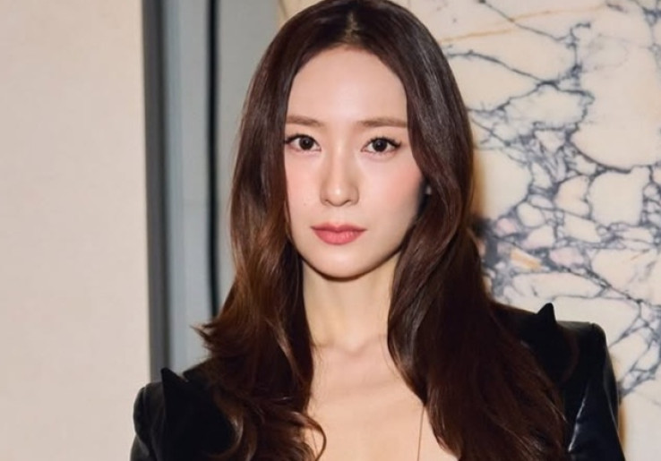Krystal Jung Umumkan Single Baru 'PWLT', Menuju Album Solo Perdana 'Charging Crystals'