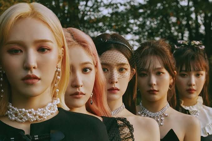 Lirik Penuh Emosi, ini Makna Lagu 'Psycho' dari Red Velvet