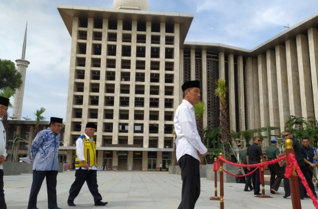 Jokowi Bakal Bangun 'Terowongan Silaturahmi' Istiqlal-Katedral