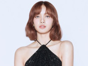 Memesona, Lisa BLACKPINK jadi Model Asia Pertama V Magazine