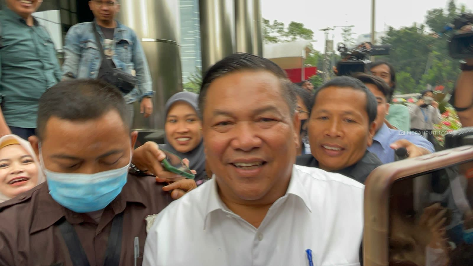 Sekda Riau Bungkam setelah Diperiksa KPK