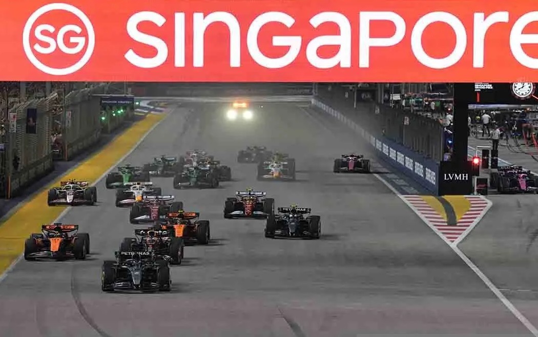 F1 GP Singapura Tetap Jalan Sesuai Jadwal di Tengah Ancaman Kabut Asap Karhutla Indonesia