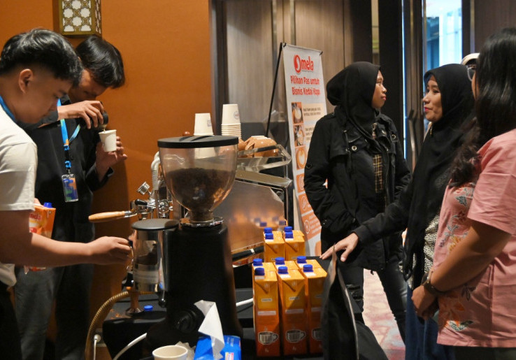 UMKM Binaan KAI Siap Go Global Lewat Sertifikasi Halal, BPOM, dan HKI