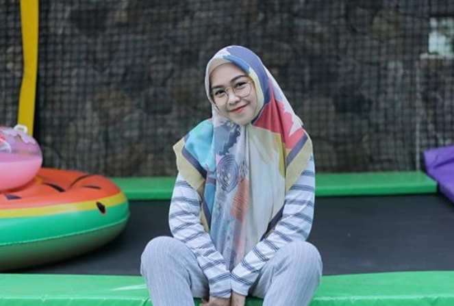 Atta Halilintar dan Ria Ricis Dapat Diamond Play Button dari YouTube