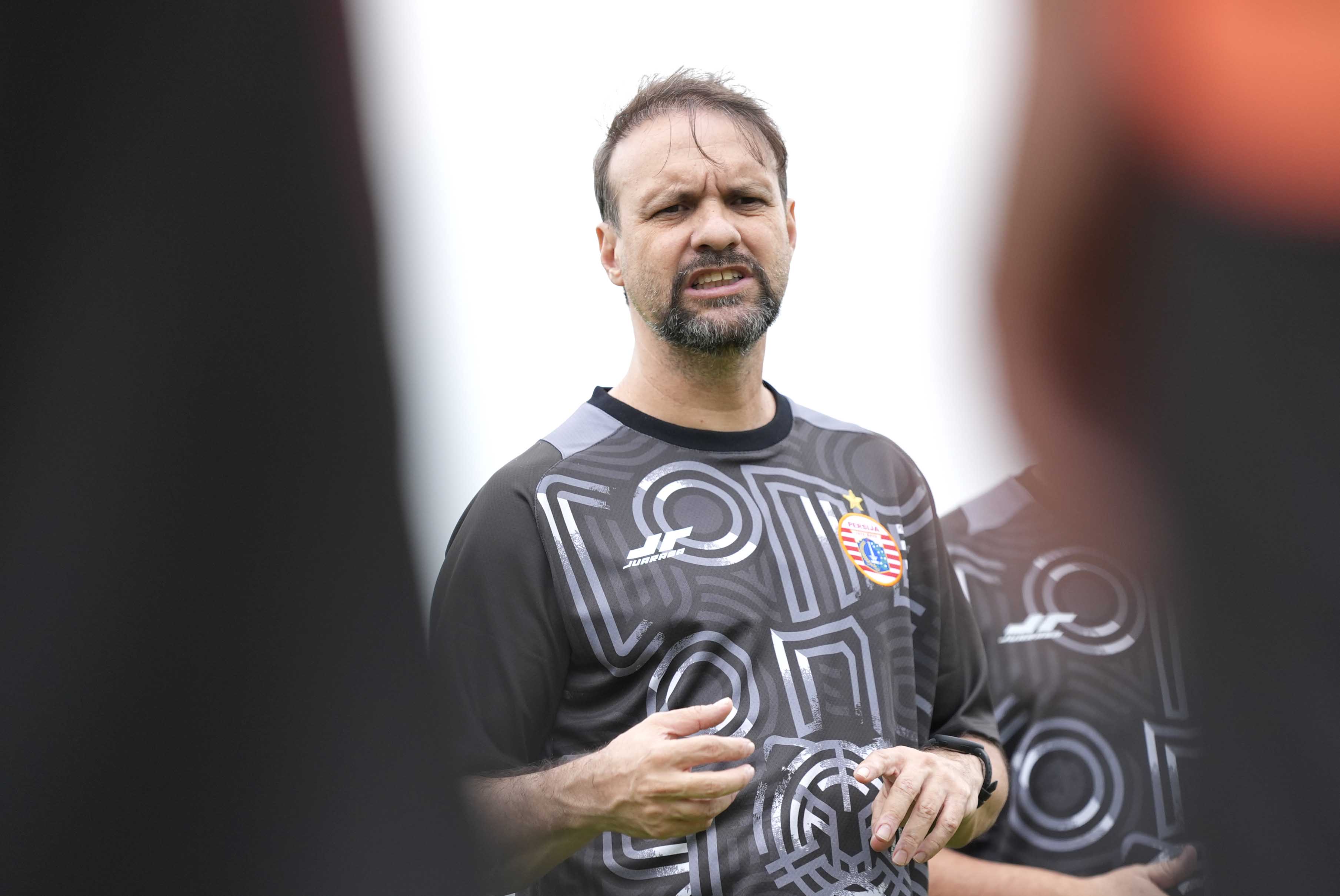 Mauricio Souza Pasrah Harus Kehilangan 4 Pemain Persija di Awal Persiapan untuk Liga 1 2025/2026