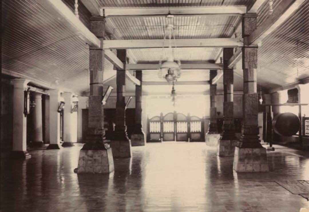 Soko Tatal Masjid Demak
