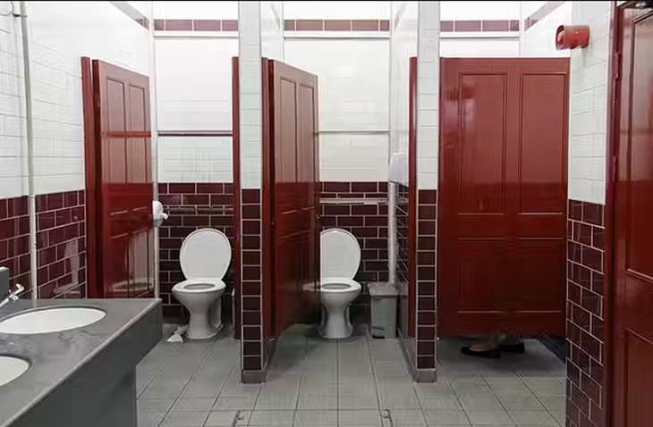 toilet
