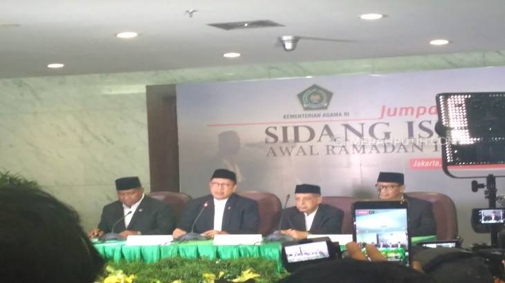 DPR Sambut Positif Awal Ramadan 1439 Hijriah Berlangsung Serentak 