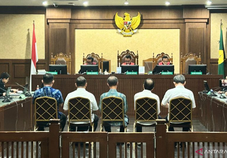 Setelah Tom Lembong Dapat Abolisi, 5 Petinggi Perusahaan Importasi Gula Dihukum 4 Tahun Penjara