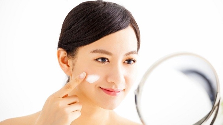 Cantik Maksimal, Atasi Kulit Wajah Kering dengan Cara Sederhana Ini