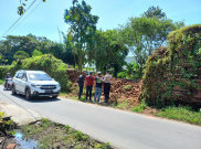 Tembok Benteng Keraton Kartasura Hancur Dijebol Pakai Alat Berat