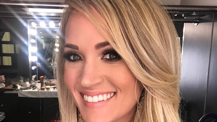 Jurus Langsing ala Carrie Underwood: Dorong Stroller!
