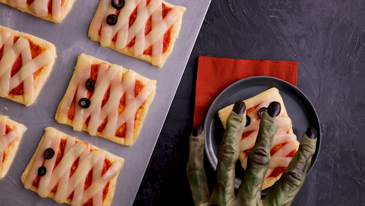 Crescent Roll Pizza Mummy, Bikin Perut Kenyang Seperti Makan Nasi