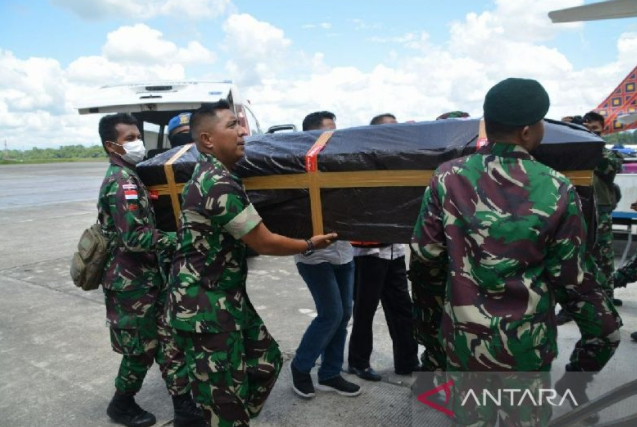 Tiga Jenazah Anggota Satgas Kodim YR 408/SBH Dipulangkan ke Kampung Halaman