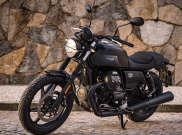 Gaharnya Moto Guzzi New V7 Stone dan V85 TT Travel