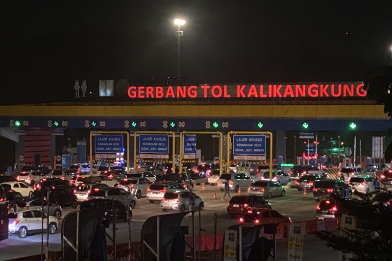Jalan Tol Padat, Polisi Lakukan Evaluasi Setiap Jam