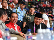 Ujaran Kompak Jokowi dan Prabowo di Video Berpelukan Bikin Merinding