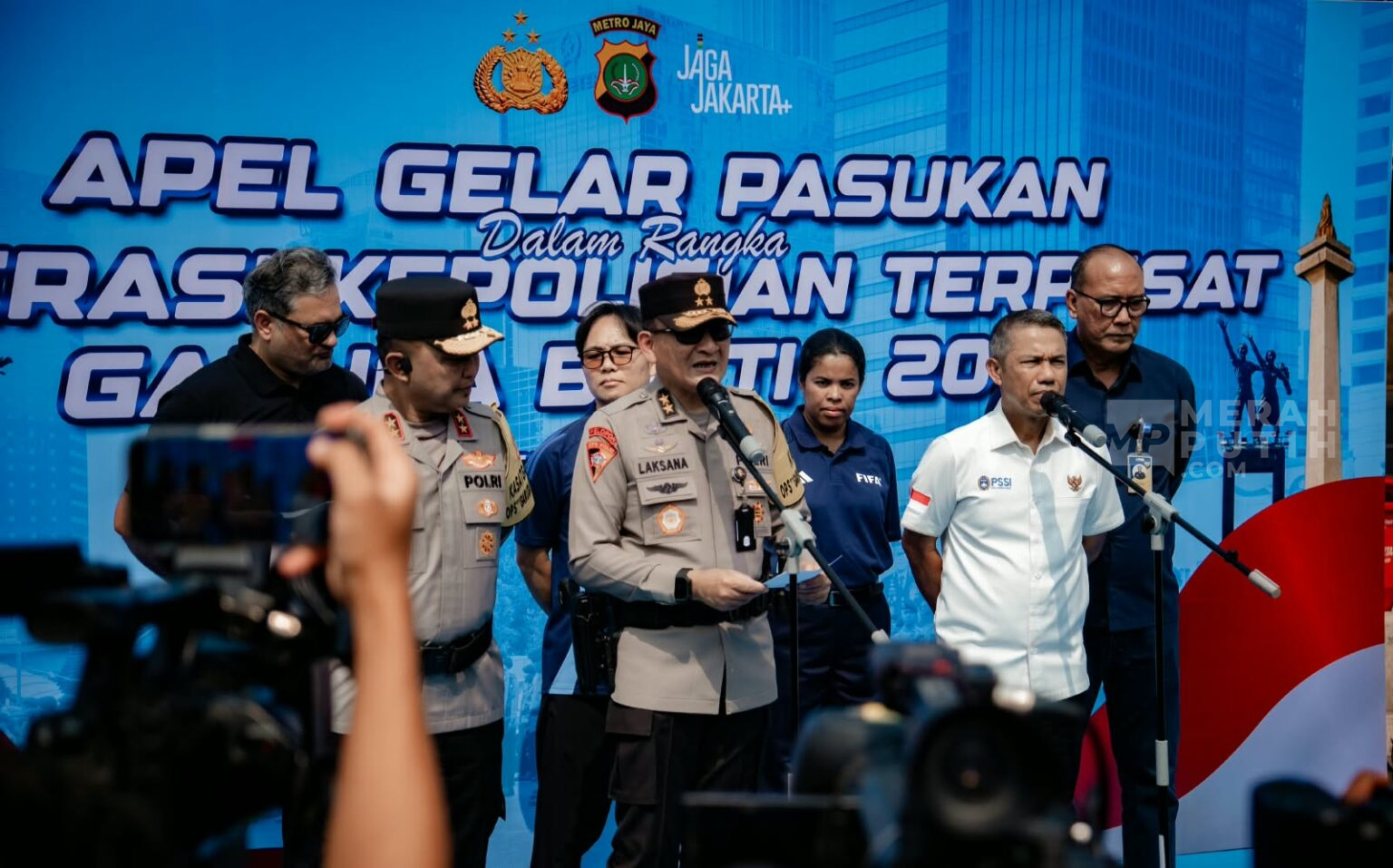 Tak Hanya di Lapangan, Polisi Juga Lakukan Patroli Siber selama FIFA ASEAN CUP 2026