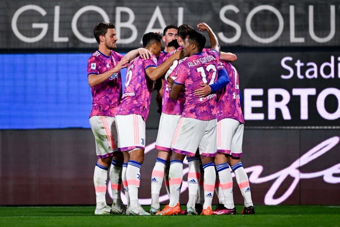 Hasil Pertandingan: Juventus dan Barcelona Amankan 3 Poin