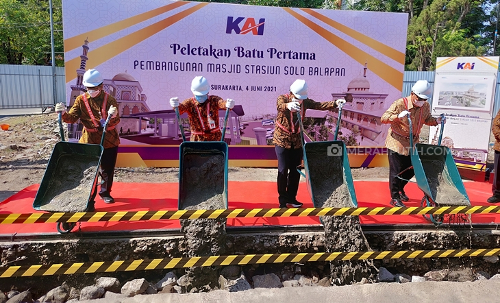 Groundbreaking Masjid Stasiun Solo Balapan, Jumat (4/6). (MP/Ismail)