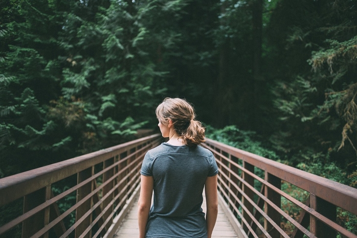 Berkegiatan sendiri memungkinkan kamu menjadi orang tua yang lebih baik. (Foto: Pixabay/Free-Photos)