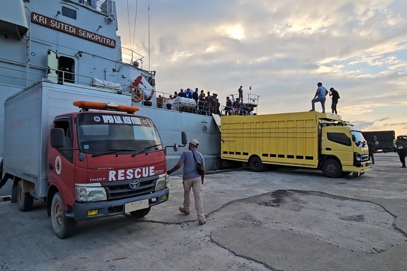 6 KRI Dikerahkan ke Wilayah Bencana Sumatera, Dansatfib Koarmada I Jadi Koordinator   
