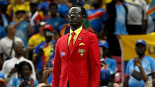 Viral di Piala Dunia 2026, Suporter 'Patung Lumumba' Kembali Dukung RD Kongo usai Karantina Ebola