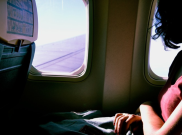 Tungkai Nyeri Saat Naik Pesawat: Cegah dengan Gerakan ini