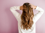 4 Bahan Alami untuk Rambut Panjang nan Halus
