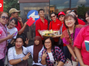 Rayakan Ulang Tahun Ahok ke-51, Simpatisan Datangi Mako Brimob